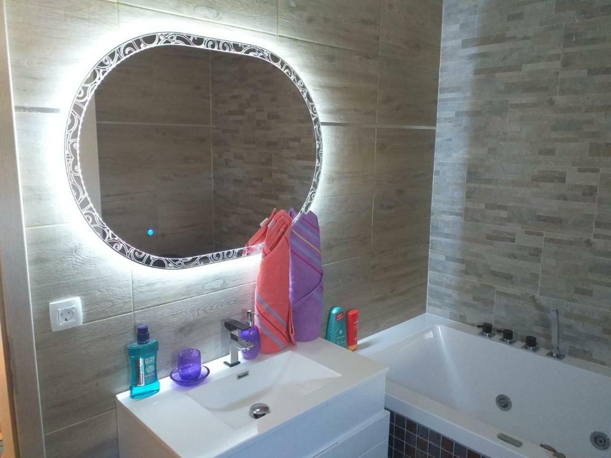 Villa Absolute Privacy Novigrad  ภายนอก รูปภาพ